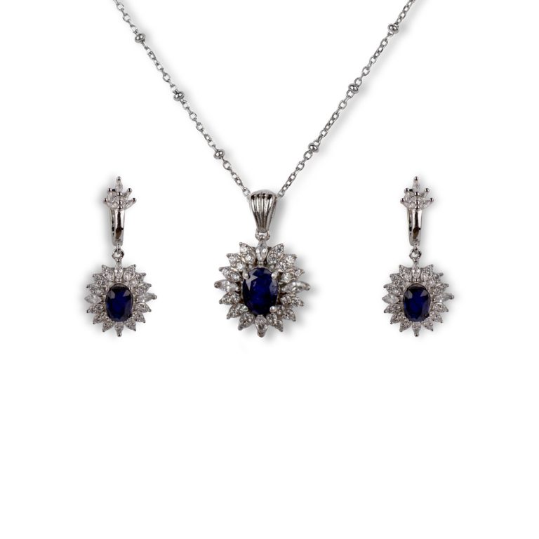 نیم ست یاقوت کبودنقره ای مدل دیاموندیکا