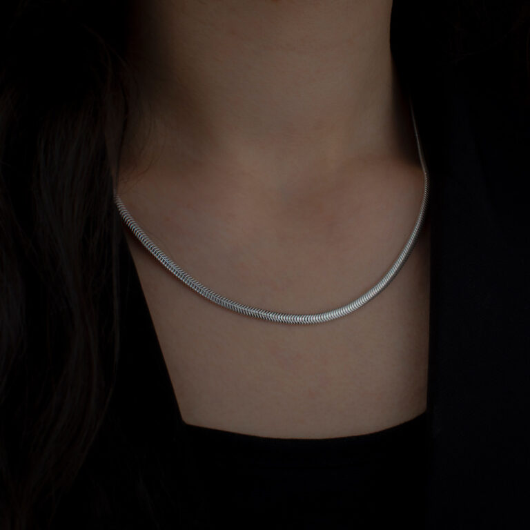 گردنبند اسپرت نقره مدل هرینگبون متوسط